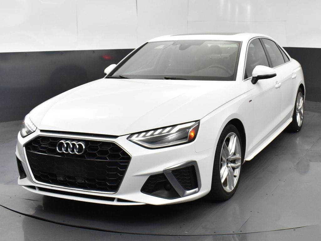 2022 Audi A4 45 S line Premium Plus photo 2