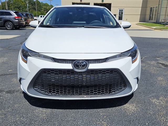 2021 Toyota Corolla LE photo 2