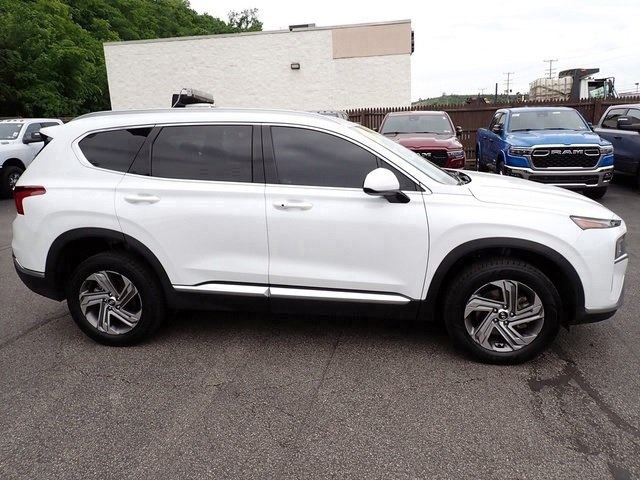 2022 Hyundai Santa Fe SEL photo 4