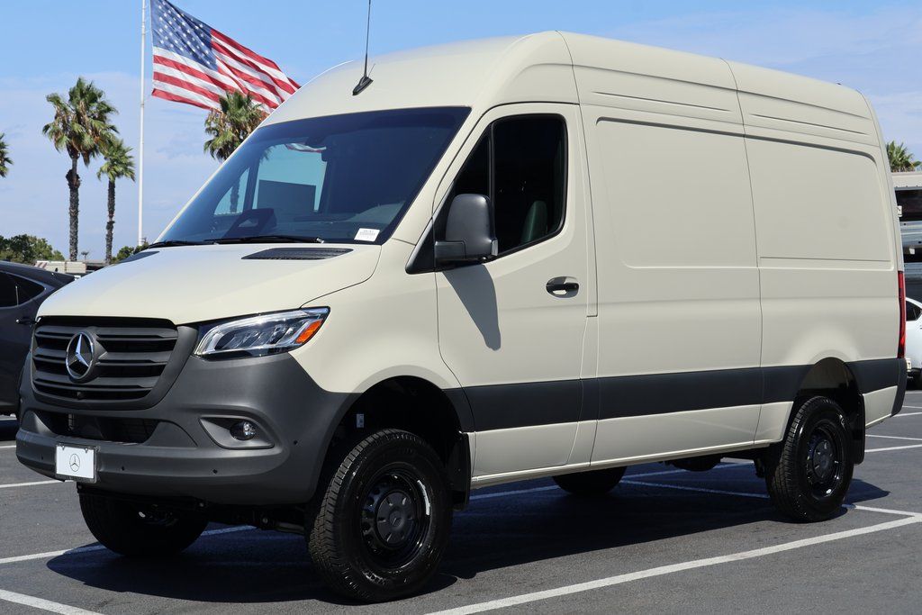 2025 Mercedes-Benz Sprinter Cargo Van Base's photo