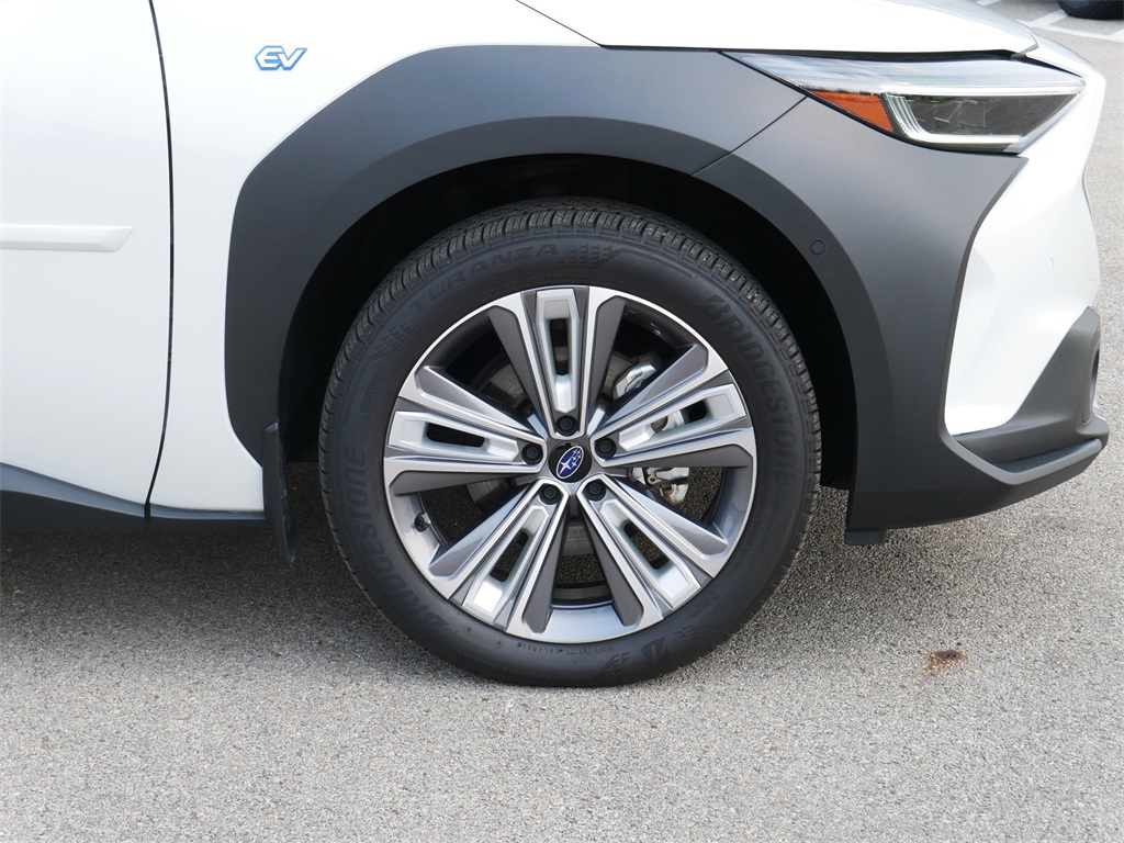 2024 Subaru Solterra Touring photo 8