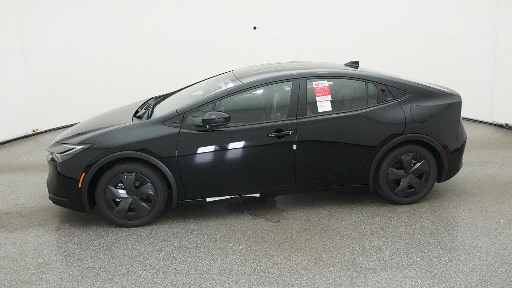2026 Toyota Prius LE photo 9
