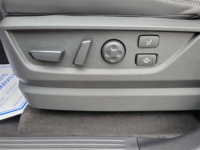 2025 Infiniti QX80 photo 14