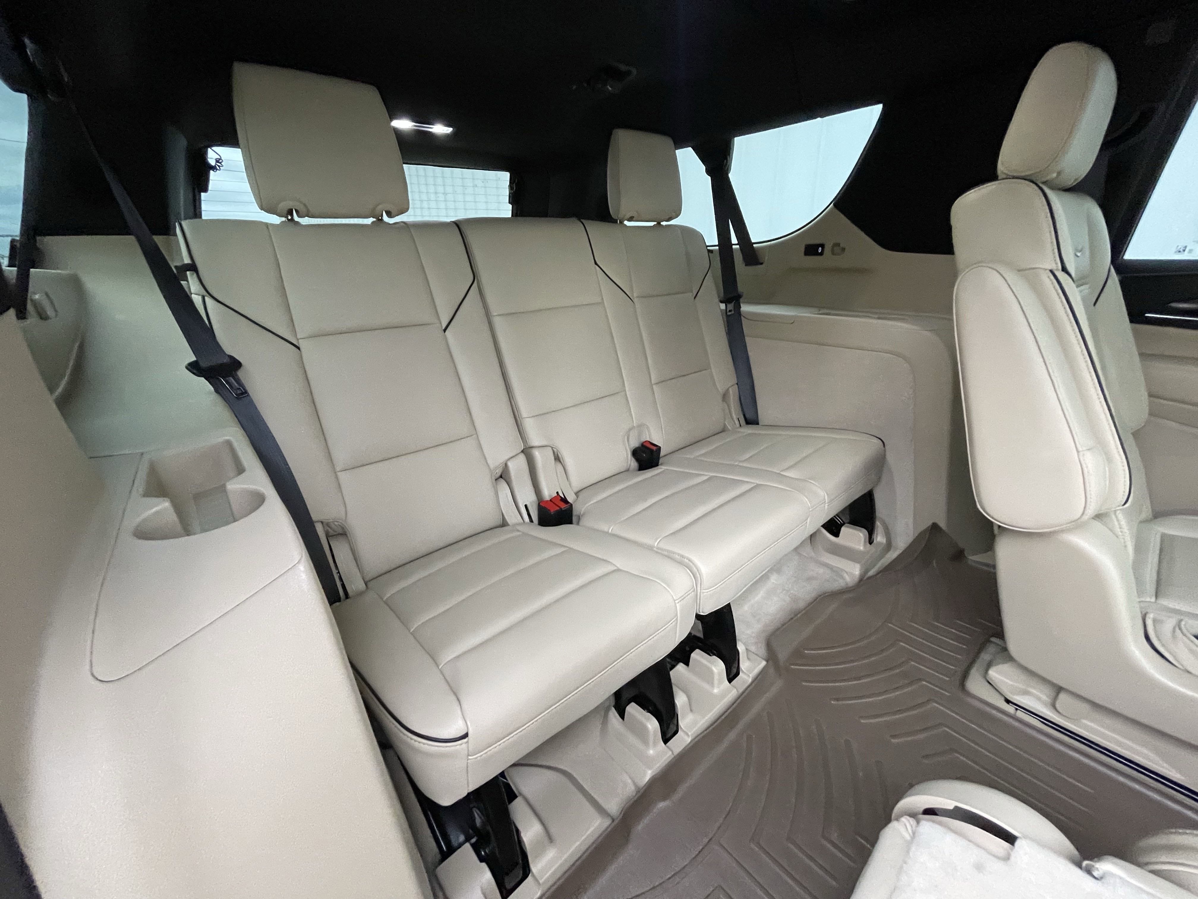 2023 Cadillac Escalade ESV Premium Luxury photo 10