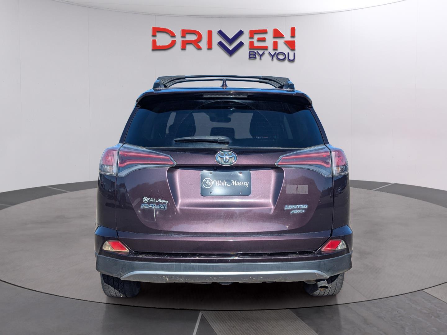 2017 Toyota RAV4 Limited photo 4