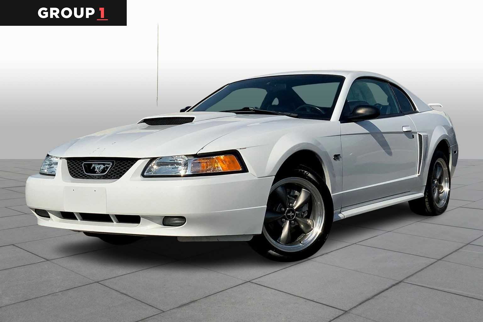 2003 Ford Mustang GT Deluxe