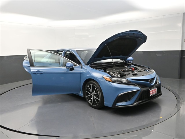 2023 Toyota Camry SE photo 30
