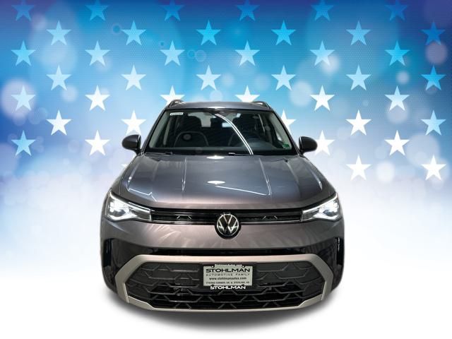 2025 Volkswagen Taos S photo 8