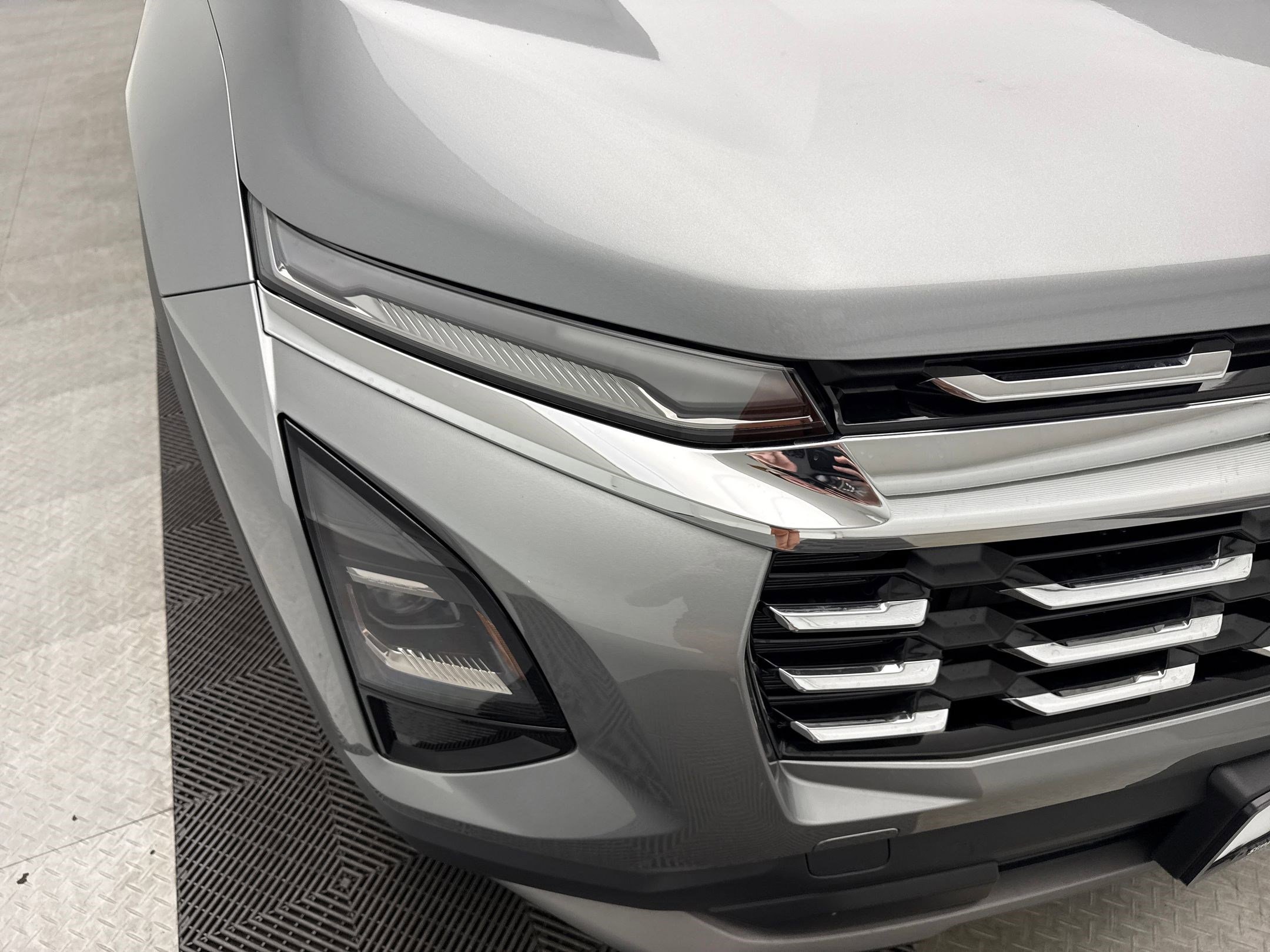 2026 Chevrolet Equinox LT photo 10