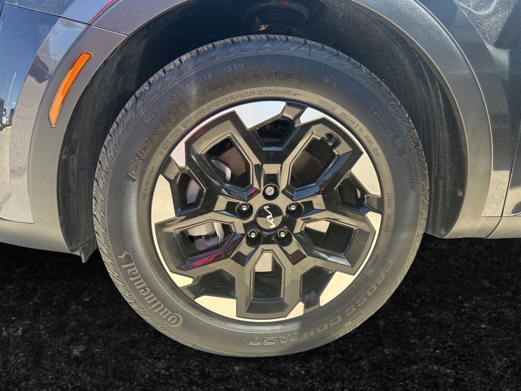 2025 Kia Sorento S photo 20