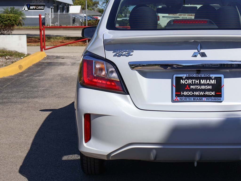 2024 Mitsubishi Mirage G4 ES LE Black Edition photo 12