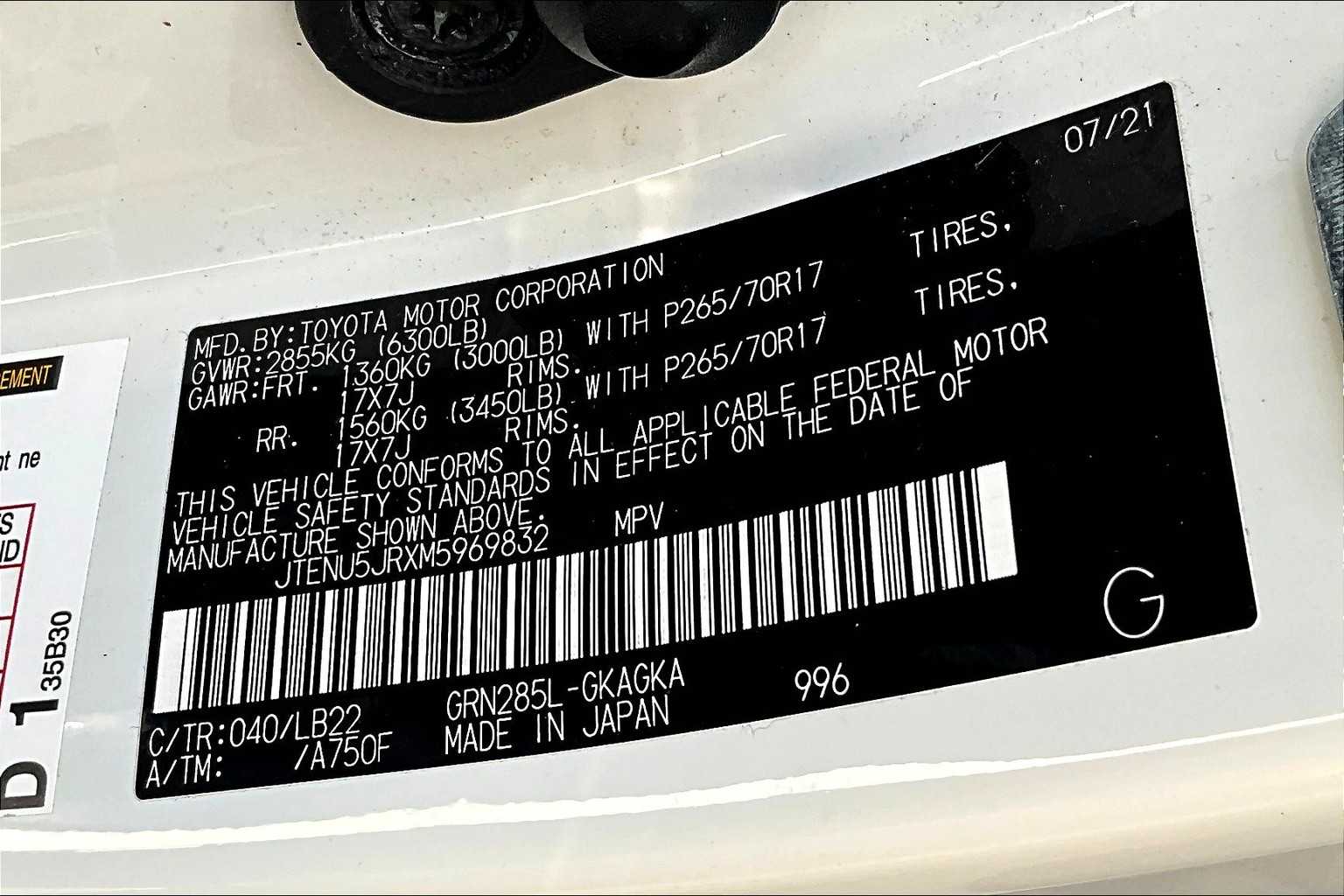 2021 Toyota 4Runner SR5 Premium photo 34