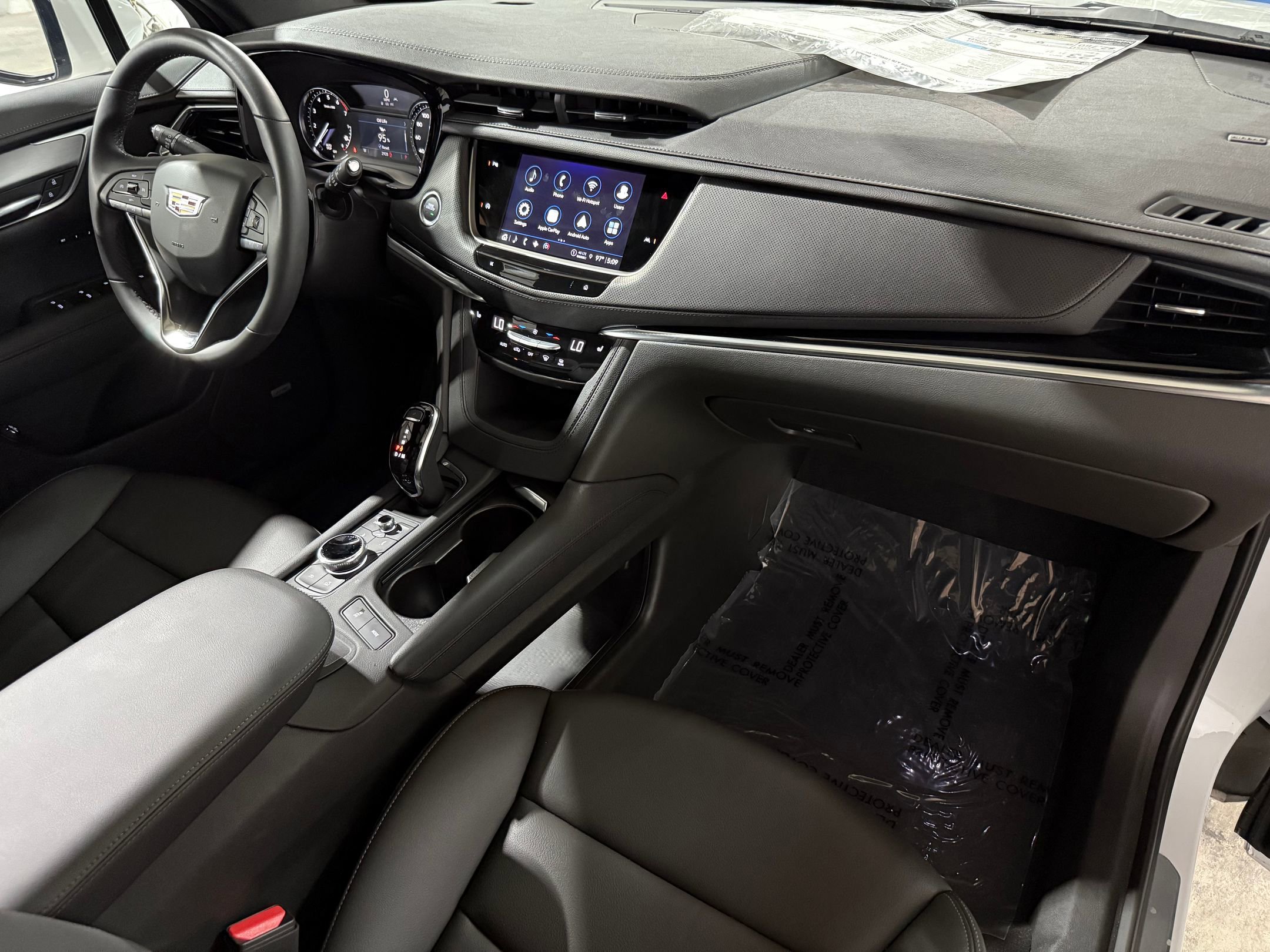 2025 Cadillac XT6 Luxury photo 46
