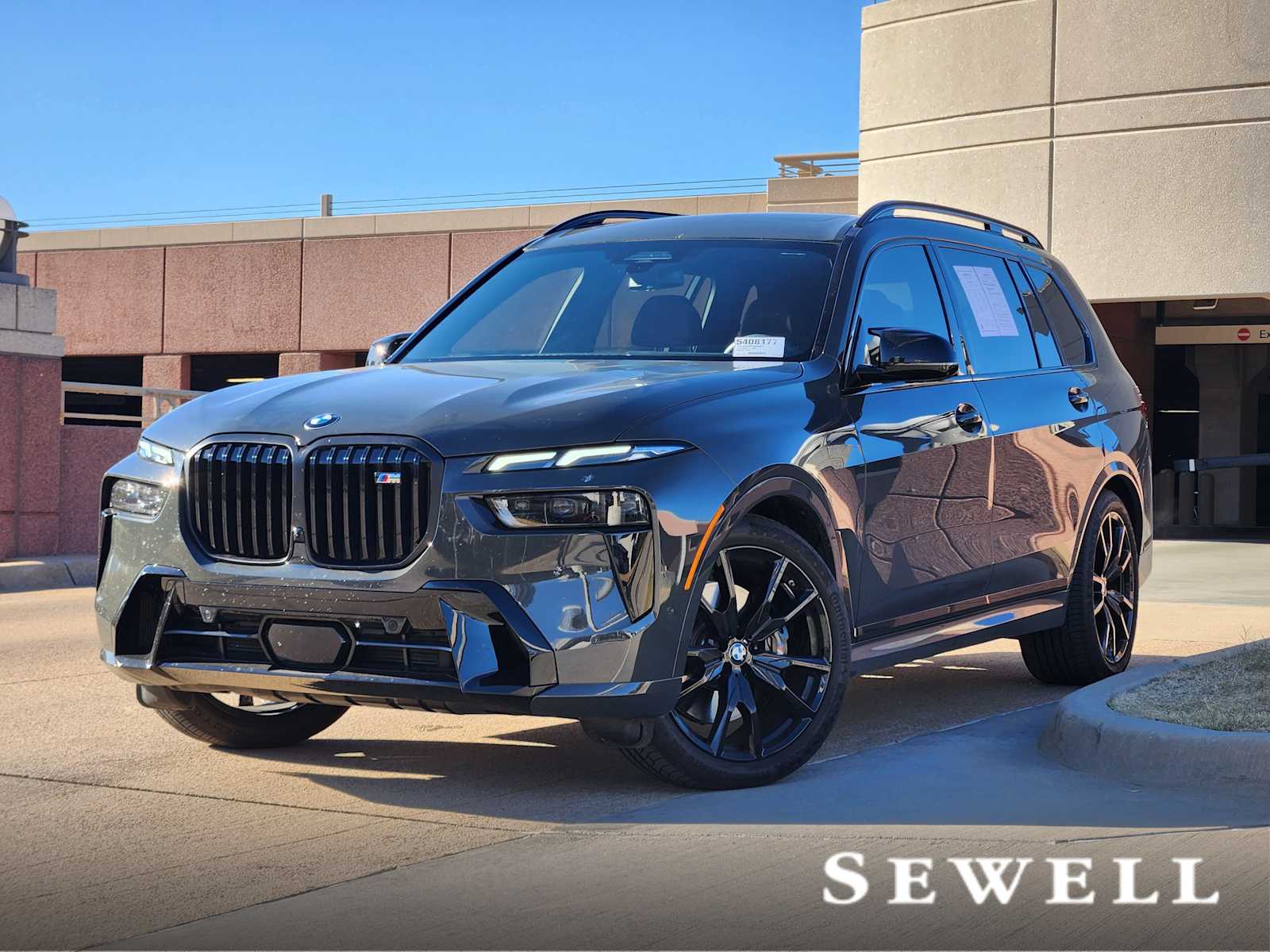 2026 BMW X7 M60i's photo