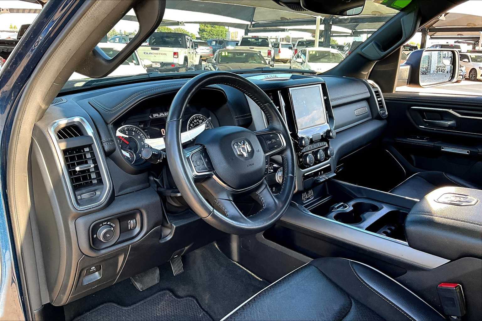 2024 Ram 1500 Laramie photo 16