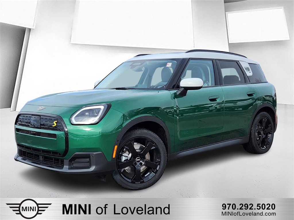 2025 MINI Countryman SE's photo