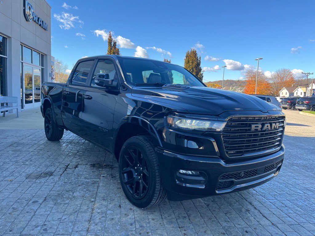 2026 Ram 1500 Laramie photo 3