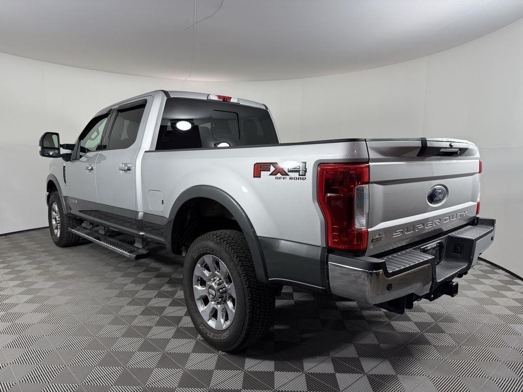 2019 Ford F-250 Lariat photo 4