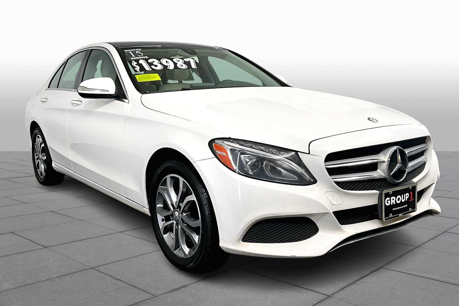 2015 Mercedes Benz C 300 4MATIC photo 2