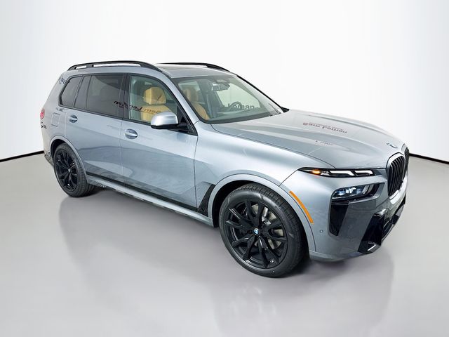 2026 BMW X7 40i's photo