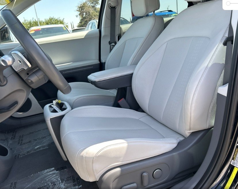 2022 Hyundai Ioniq 5 SEL photo 2