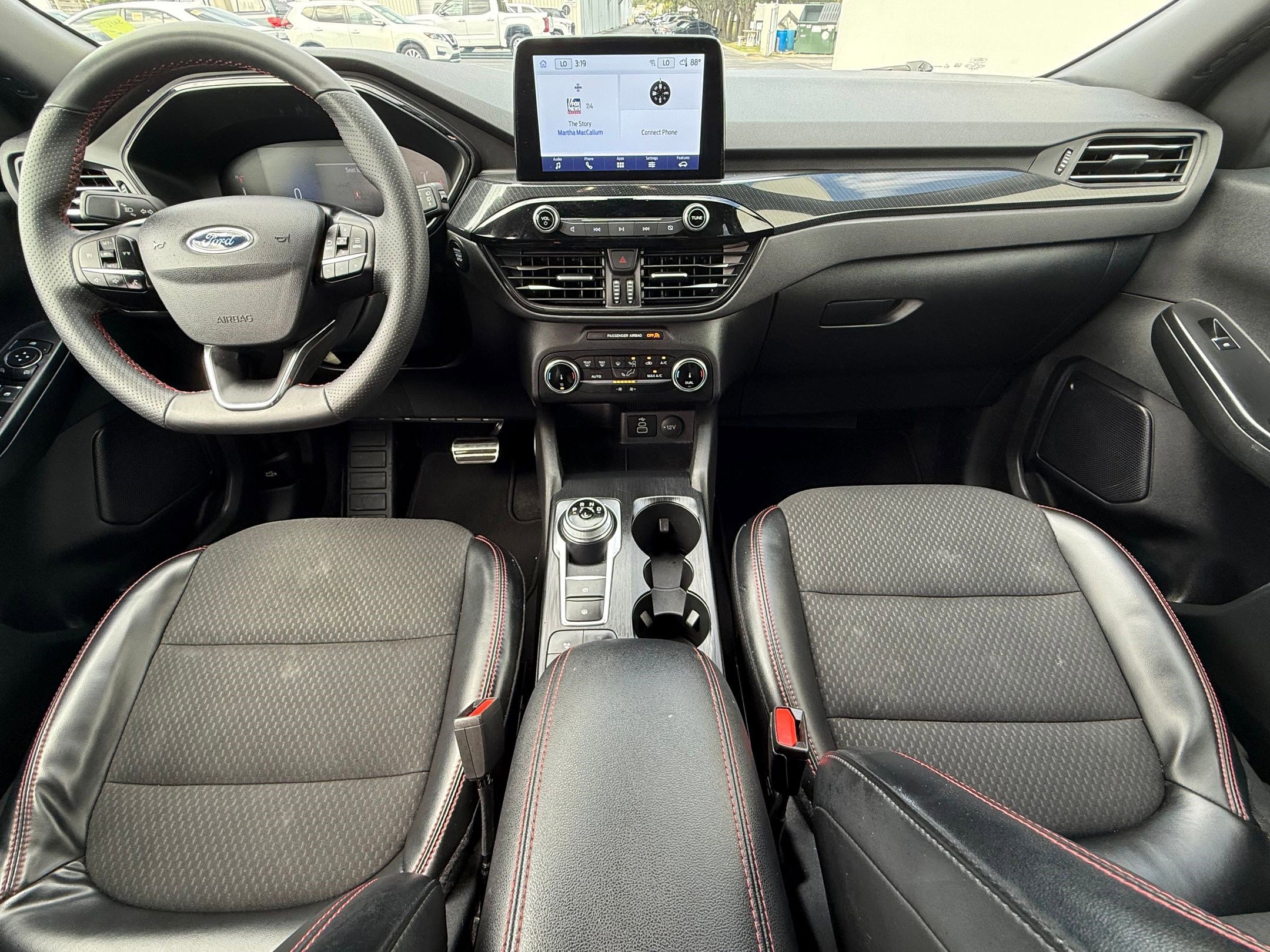 2024 Ford Escape ST-Line photo 15