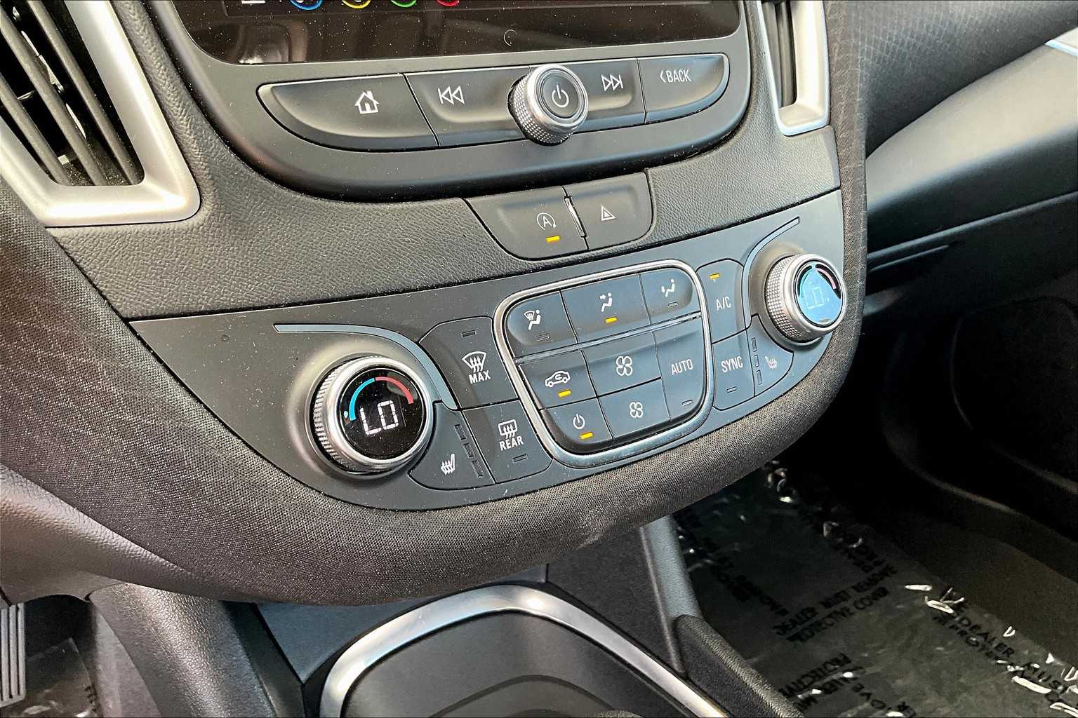 2023 Chevrolet Malibu 1LT photo 29