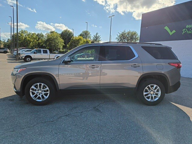 2019 Chevrolet Traverse Cloth photo 2