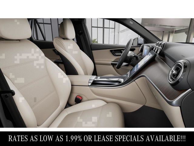 2025 Mercedes Benz GLC 300 4MATIC photo 4