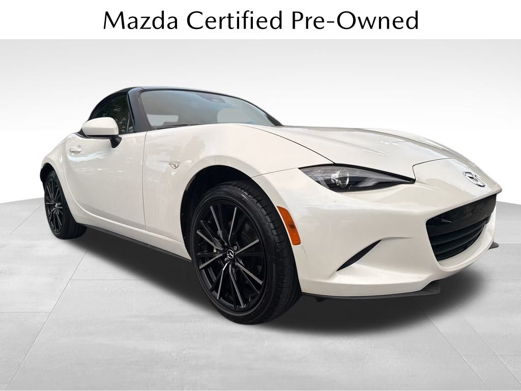 2025 Mazda MX-5 Miata Miata Grand Touring photo 3