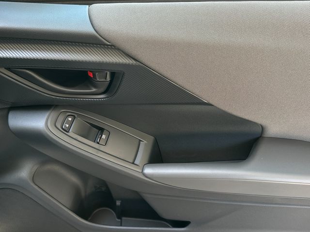 2025 Subaru Crosstrek Base photo 18