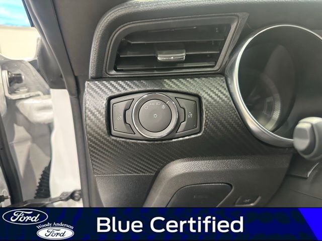2023 Ford Mustang EcoBoost photo 18