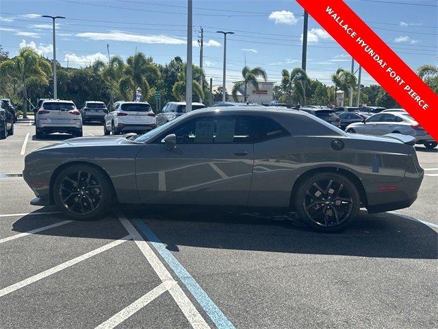 2023 Dodge Challenger GT photo 8