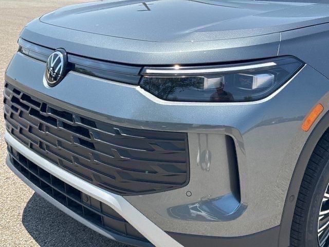 2025 Volkswagen Tiguan S photo 10
