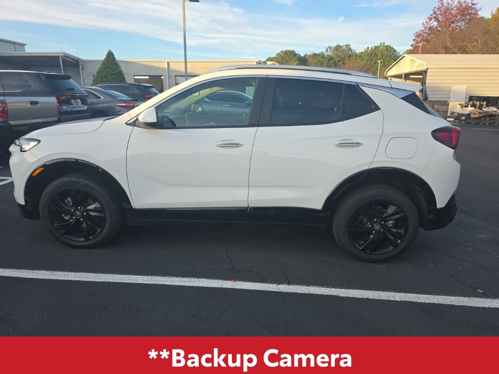 2024 Buick Encore GX Sport Touring photo 3