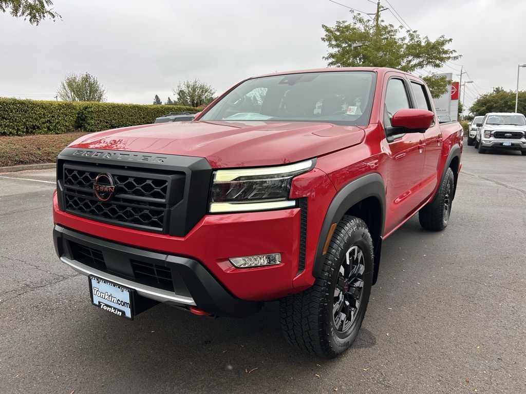 2022 Nissan Frontier PRO-4X photo 3