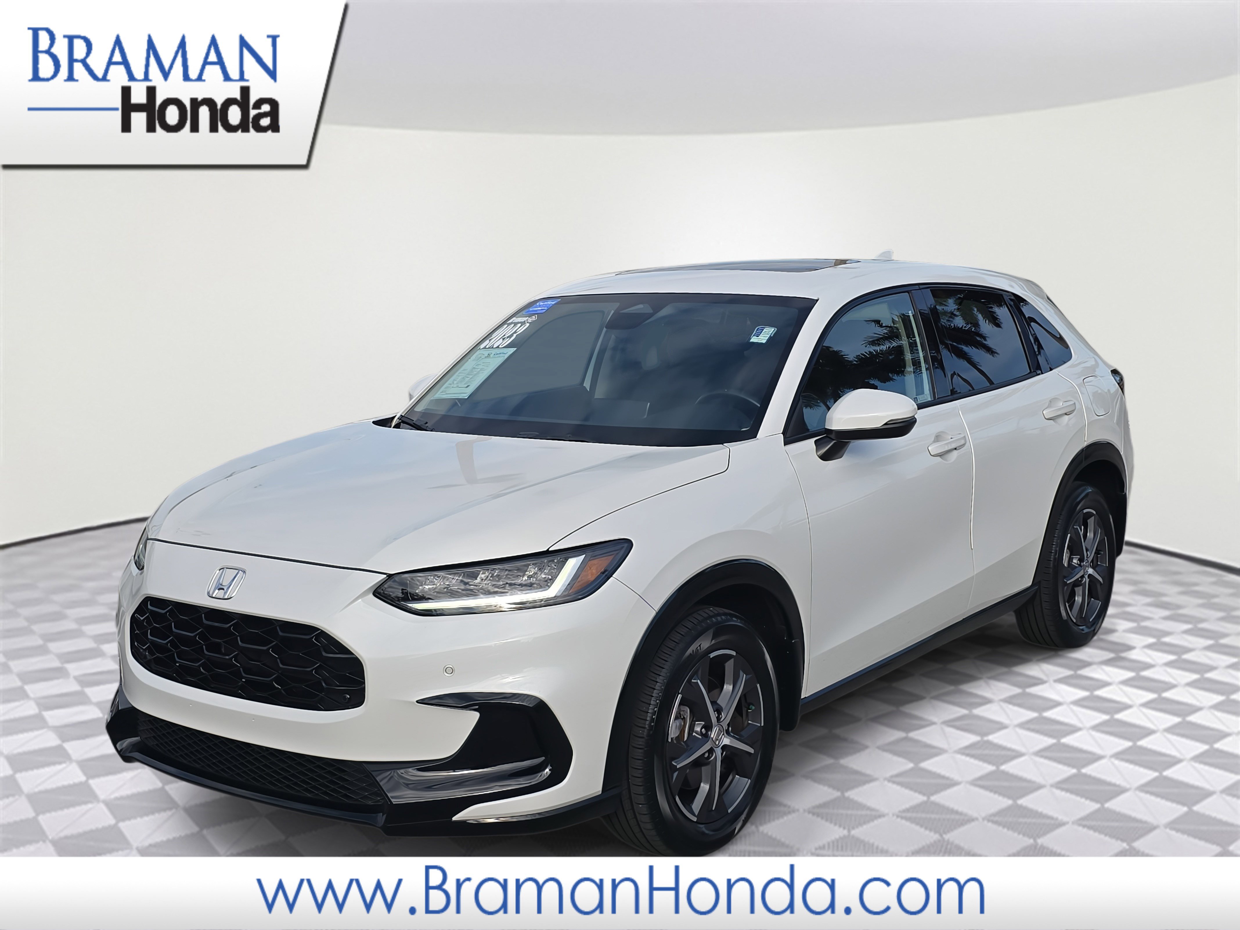 2023 Honda HR-V EX-L's photo