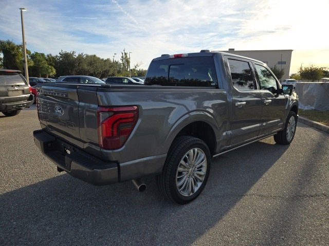 2024 Ford F-150 Platinum photo 4