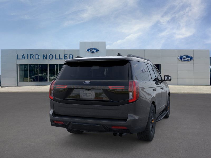 2025 Ford Expedition photo 5