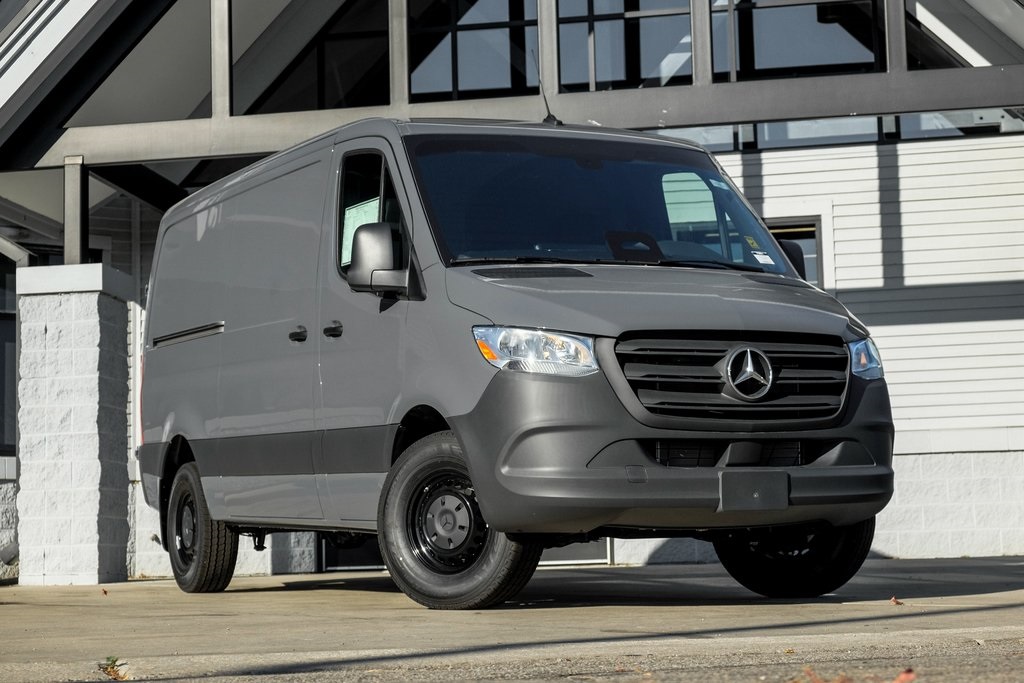 2026 Mercedes-Benz Sprinter Cargo Van Base's photo