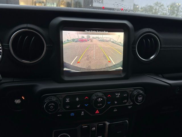 2022 Jeep Wrangler Unlimited Rubicon 4xe photo 22