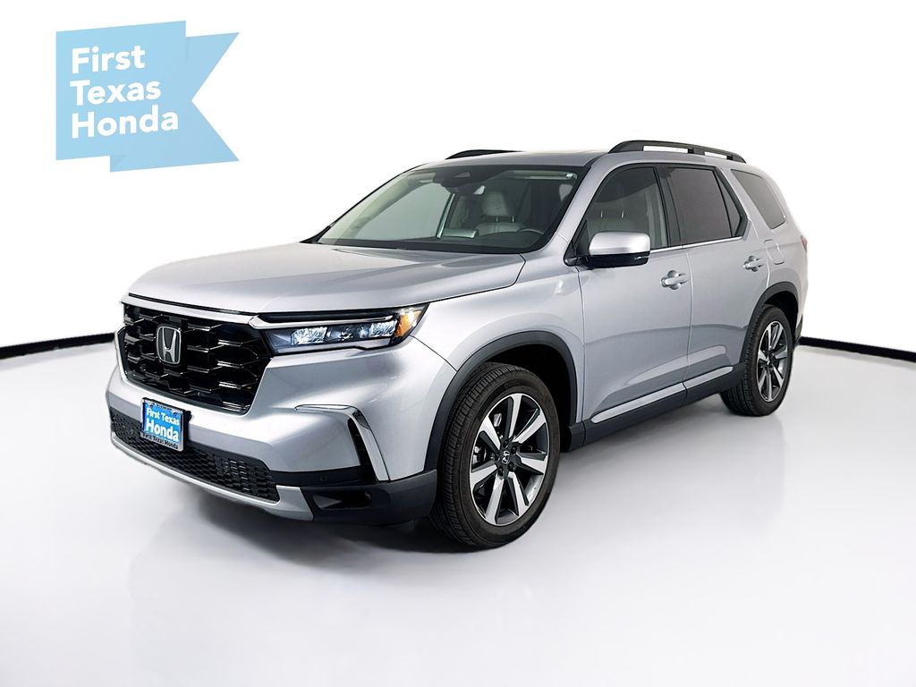 2025 Honda Pilot Touring photo 3
