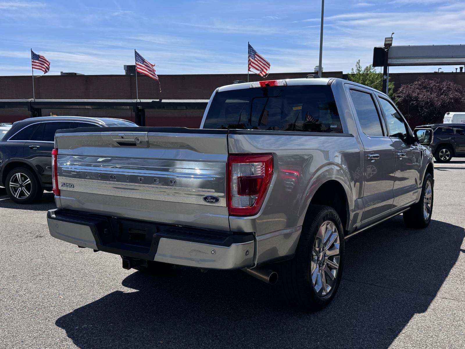 2022 Ford F-150 Limited photo 4