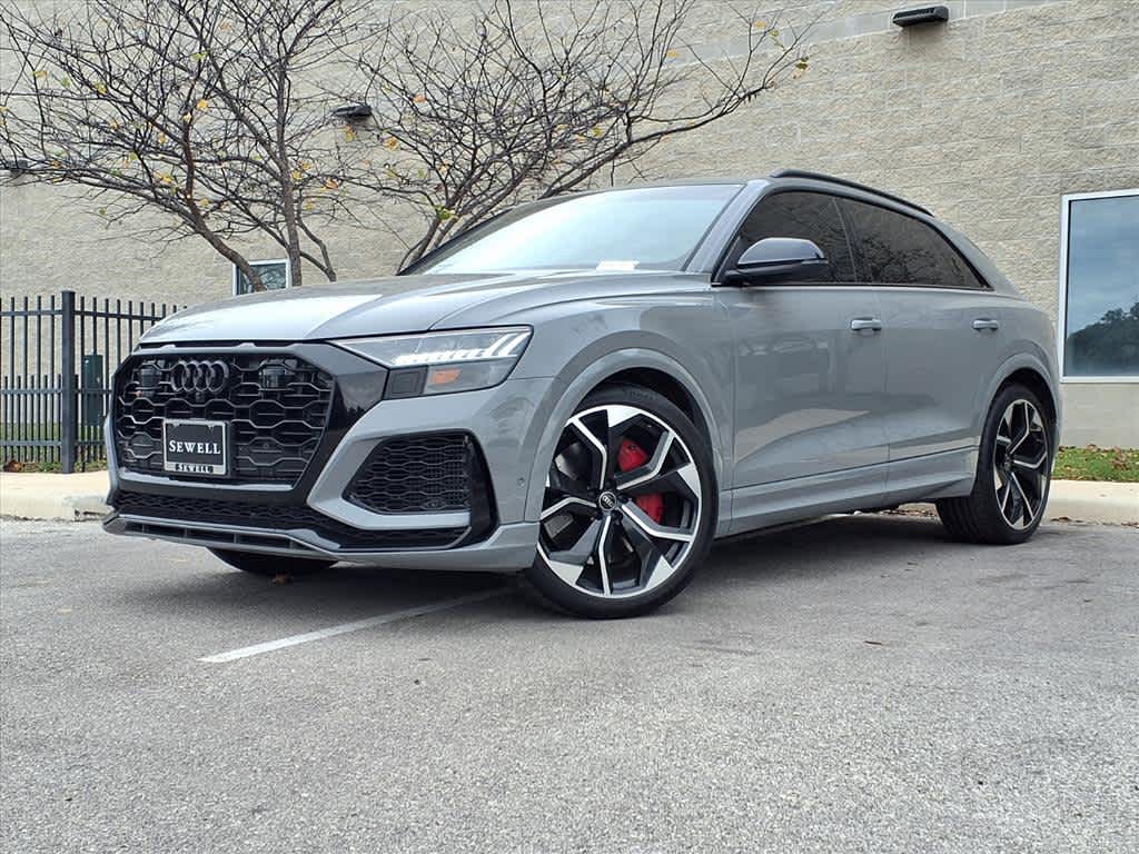 2024 Audi RS Q8 Base's photo