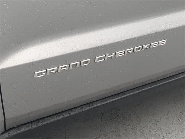 2016 Jeep Grand Cherokee Limited photo 3