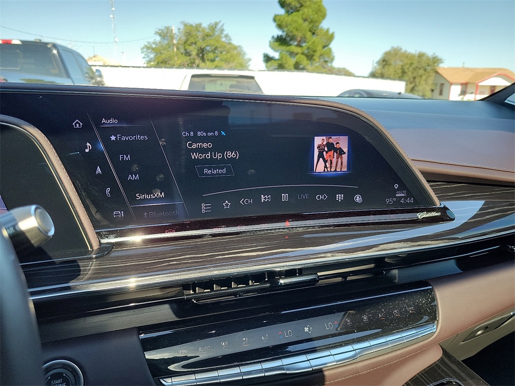 2024 Cadillac Escalade V-Series photo 17