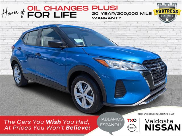 2025 Nissan KICKS PLAY Base's photo