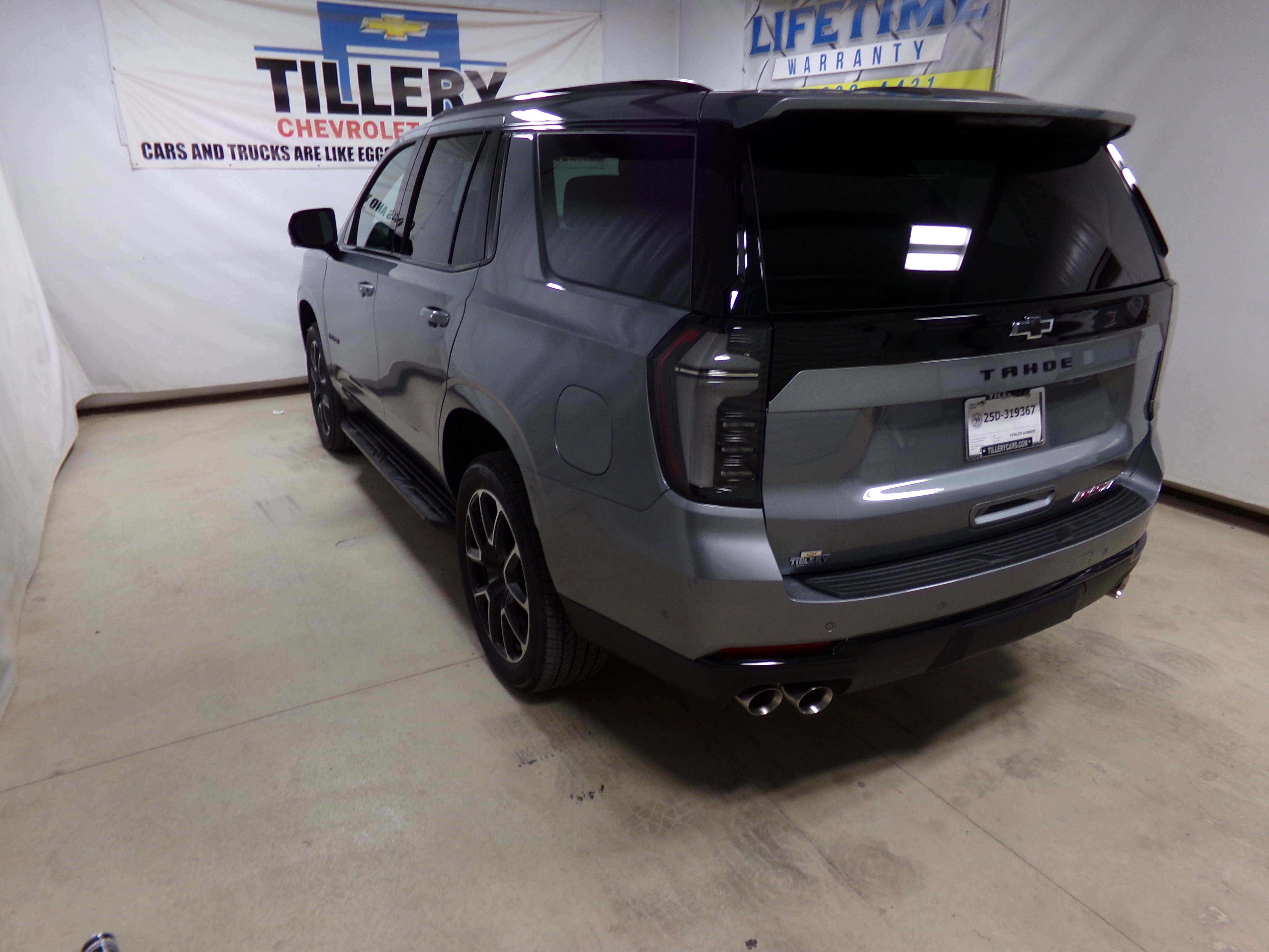 2026 Chevrolet Tahoe RST photo 2