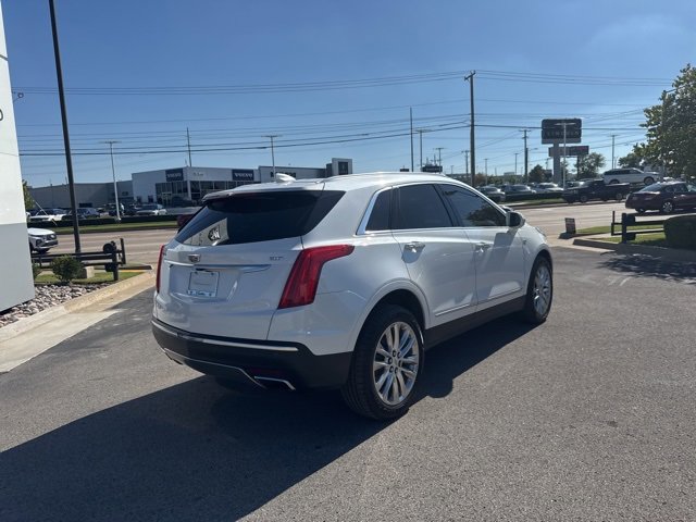 2017 Cadillac XT5 Platinum photo 5