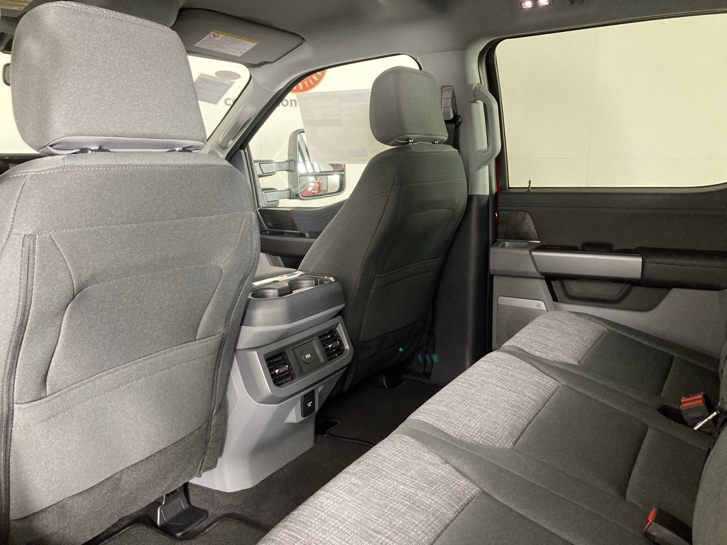 2025 Ford F-350 photo 11